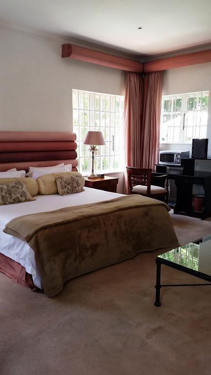 African Sensations Lodge & Spa Durban Room photo